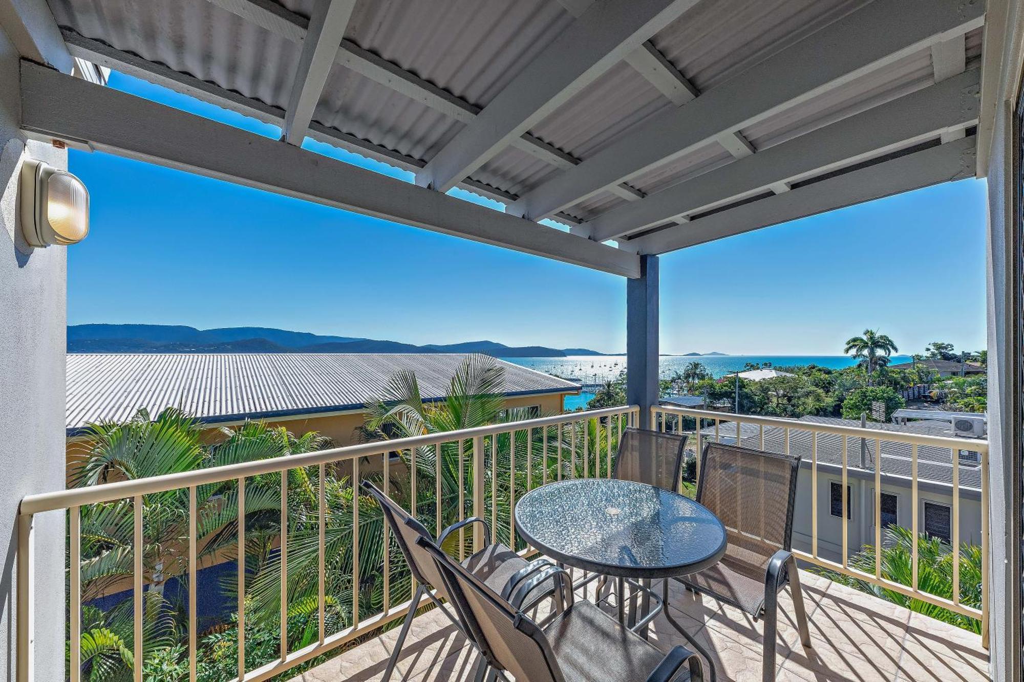 Airlie Apartments Airlie Beach Εξωτερικό φωτογραφία